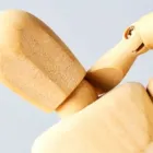 首